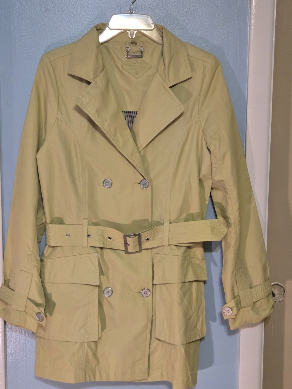 Women’s Double-Breasted Trench Coat - Light Olive